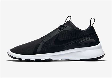 Nike Current Slip On Black 874160